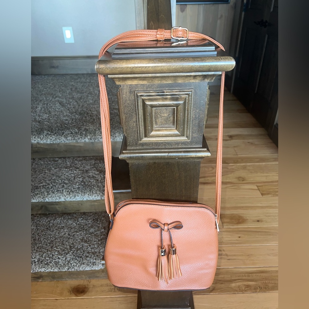 Crossbody purse